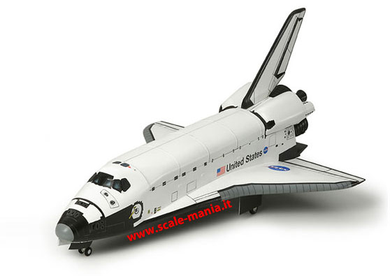 Kit in plastica dello Space Shuttle in scala 1:100 by Tamiya