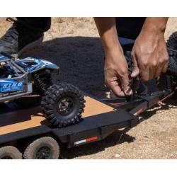 1/10 scale car hauler/trailer with lights by Axial