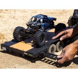 1/10 scale car hauler/trailer with lights by Axial