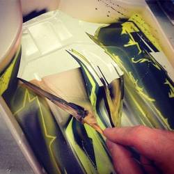 Maschera LIQUIDA 0,5kg per carrozzerie in lexan by Bittydesign